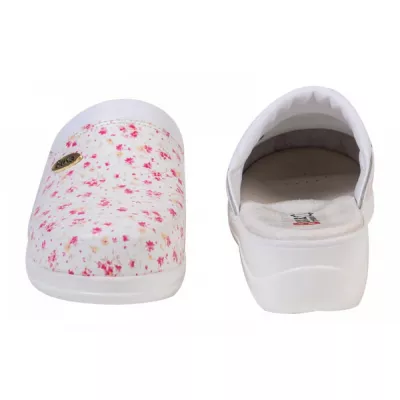 Medicininės klumpės Buxa MED10 su smulkiais gėlių motyvais, baltos